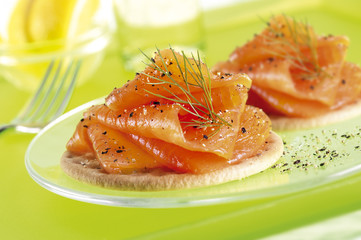 SMOKED SALMON