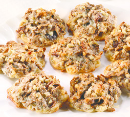 BISCUITS / COOKIES