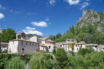 Fototapeta na wymiar Typical village in southern France