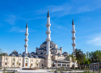 Fototapeta na wymiar New Central mosque, Bishkek, Kyrgyzstan