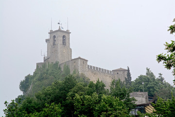 Fototapeta na wymiar castle on the hill in San-Marino
