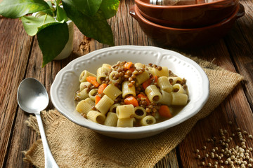 pasta with lentils and carrots