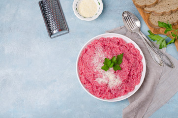 Traditional beetroot risotto