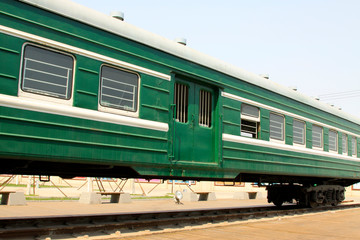 Fototapeta premium green train cars
