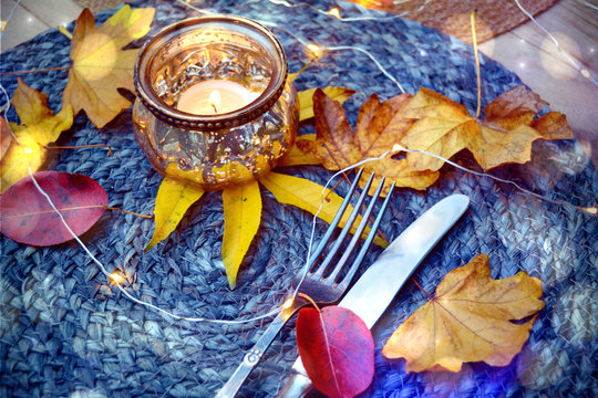 Herbst - gedeckter Tisch - Tischdekoration im Herbst 