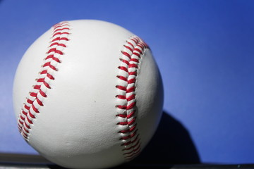 野球の硬球
