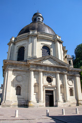 Obraz premium Saumur. Façade de l'église Notre-Dame des Ardilliers. Maine et Loire. Pays de Loire