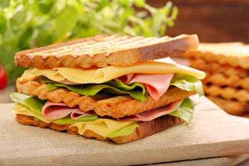 Healthy lunch for school with vegetable sandwich