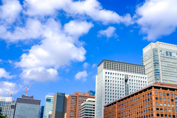 Obraz premium 東京のビル群 都市風景
