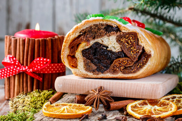 Christmas fig cake