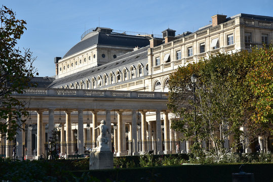 Jardin du Palais Royal à Paris, France