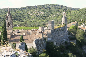 Aiguèze, village médiéval dans le Gard