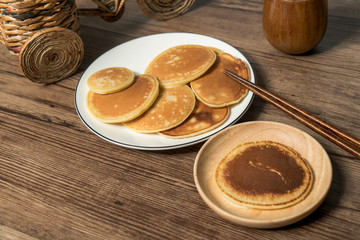 dorayaki with wood grain background