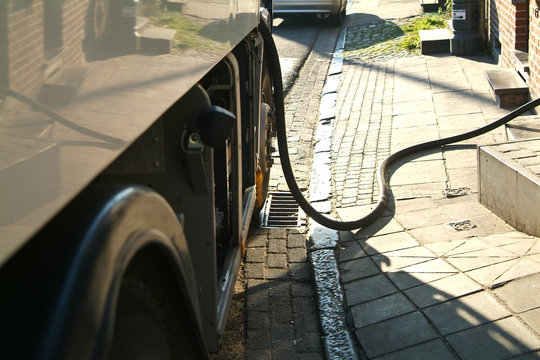 Chauffage Mazout petrole energie livraison travail  camion commerce independant