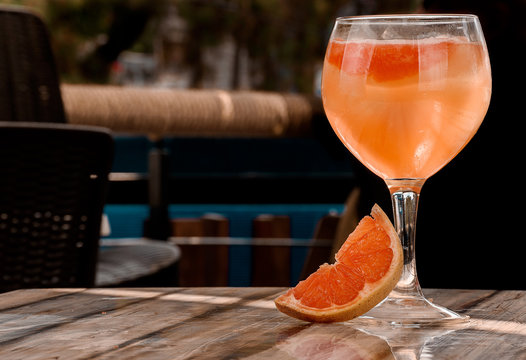 Jugo de toronja fresco