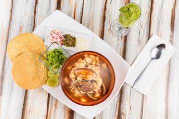 Comida Mexicana Pozole de mariscos Delicioso