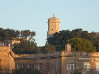 Fototapeta premium Valletta beim Sonnenaufgang