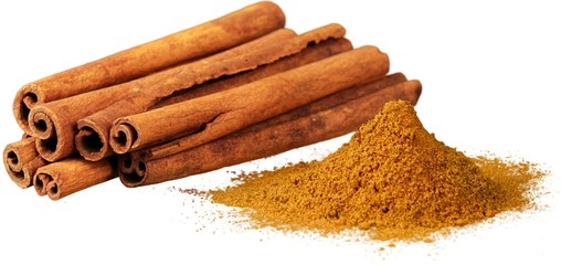 Cinnamon sticks and ground up cinnamon