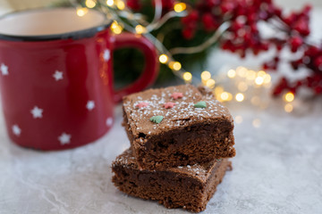 Weihnachtliche Brownies 