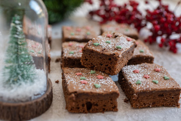 Weihnachtliche Brownies 