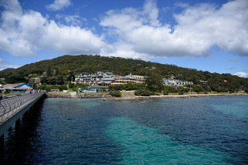 Fototapeta premium Jetty and land at Lorne Beach on the Great Ocean Road