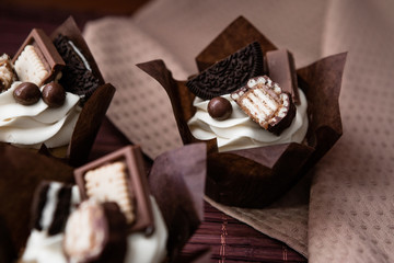  beautiful chocolate cake with cookies