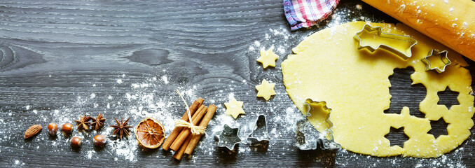 Christmas cookies baking, Weihnachten, Advent, Weihnachtsplätzchen, Pllätzchen, backen, Panorama, Banner, Header, Headline, Textraum, copy space