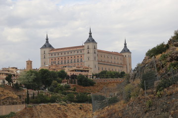 Fototapeta na wymiar Alcazar - Toledo 
