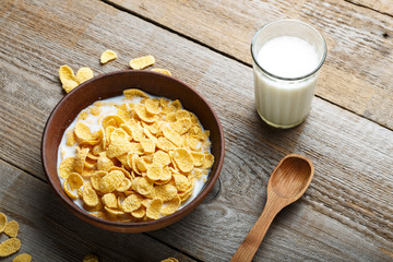 cornflakes with milk