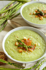 Creamy asparagus soup
