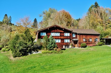 Fototapeta na wymiar Bauernhaus bei Gais, Appenzell Ausserrhoden