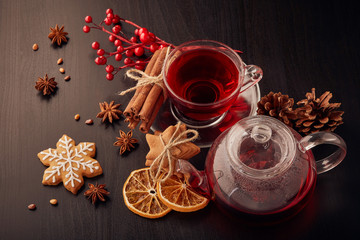 Gingerbread cookies and fruit tea.