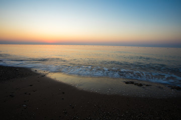 Fototapeta na wymiar Beautiful sea landscape. Sunrise at the sea
