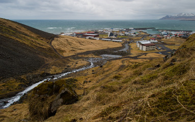 Fototapeta na wymiar The town of Ólafsvík on the Snaefellsnes peninsula, Iceland