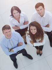 Obraz premium successful business team looking up