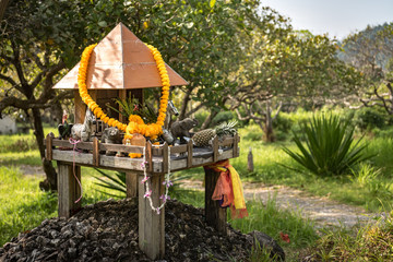 Buddhistischer Geisterschrein