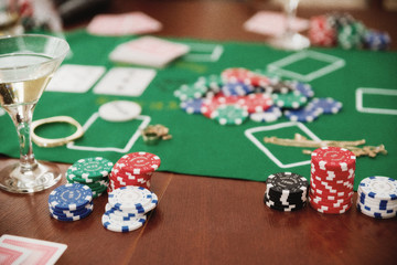 Chips on game table (ancient version)