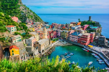 Fototapete Rund Ligurien Picturesque town of Vernazza, Liguria, Italy  © monticellllo