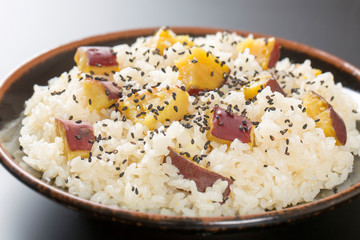 サツマイモ御飯