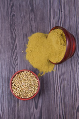 Coriander seeds, fresh coriander and powdered coriander