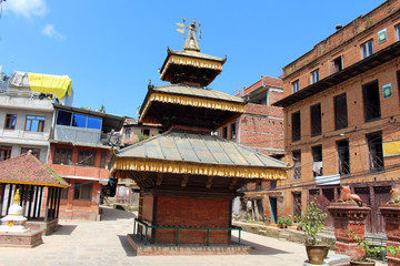 The interesting architecture of temples around the old town in Dhulikhel (which famous for trekking)