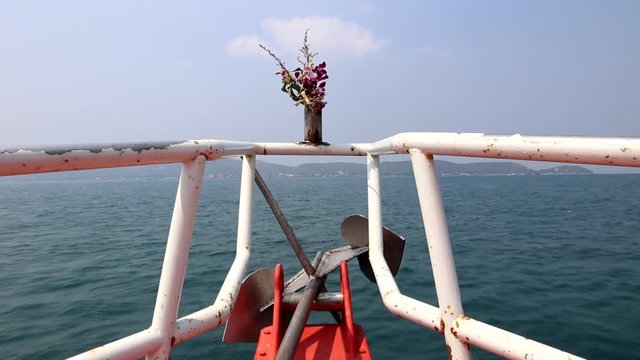 In the front of a ship in thailand pattaya. Recorded in 2018 with a canon 6d.