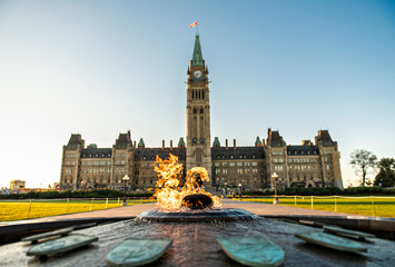 Center Block and the Peace Tower in Parliament Hill at Ottawa in Canada - obrazy, fototapety, plakaty