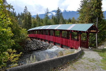 Fototapeta premium Red Bridge Kaslo BC
