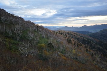 色づきはじめたトマム山