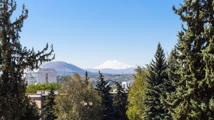 Fototapeta na wymiar view of Mount Elbrus from Pyatigorsk city