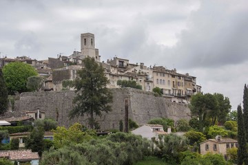 Fototapeta premium SAINT PAUL DE VENCE, FRANCE - APRIL 24 2017: Overview of the small rural village of Saint Paul de Dence, in the South of France