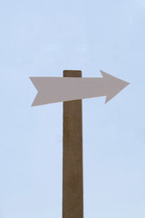 The index of directions on a background of the sky