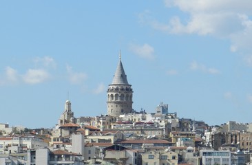 Fototapeta na wymiar Galata tower in Istanbul 