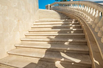 Cercles muraux Escaliers Escalier en marbre, monte